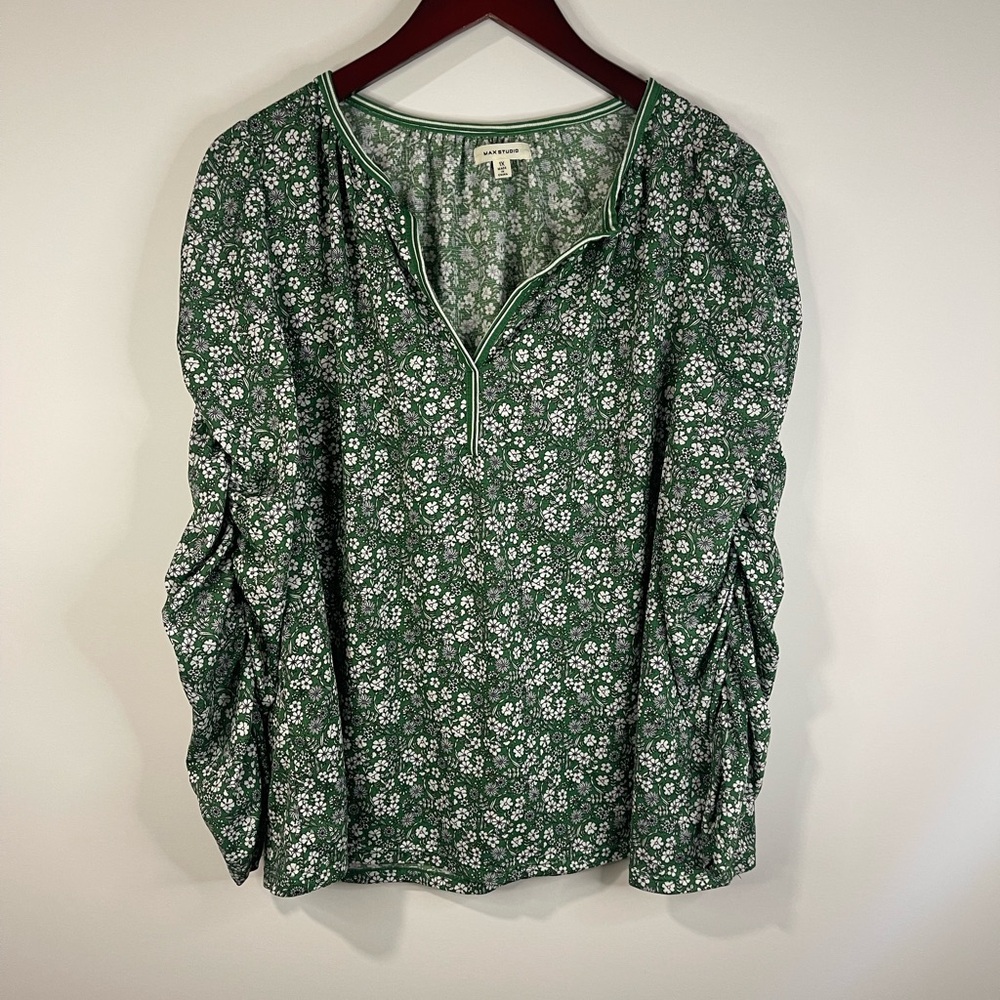 Max studio Green Floral‎ Women's Top